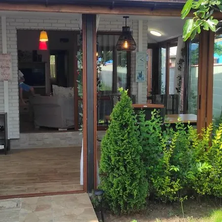 Happy House * 克兰内沃