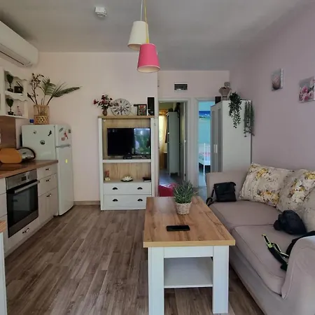 Holiday home Happy House