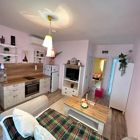 Happy House 度假居 *