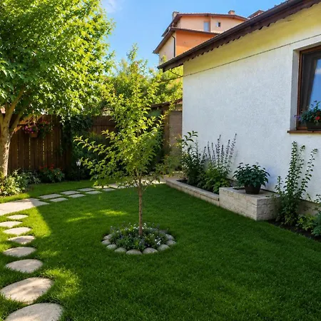Happy House